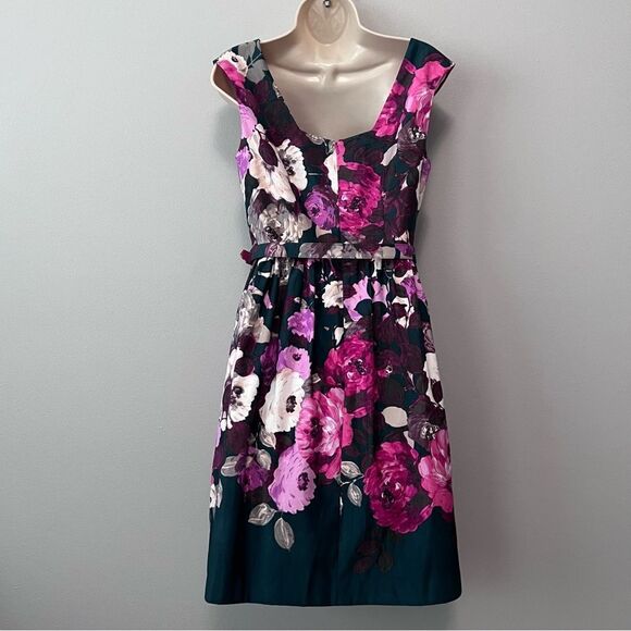 Eliza J Green/Floral Belted Fit and Flare Dress Size 8 - Picture 4 of 7